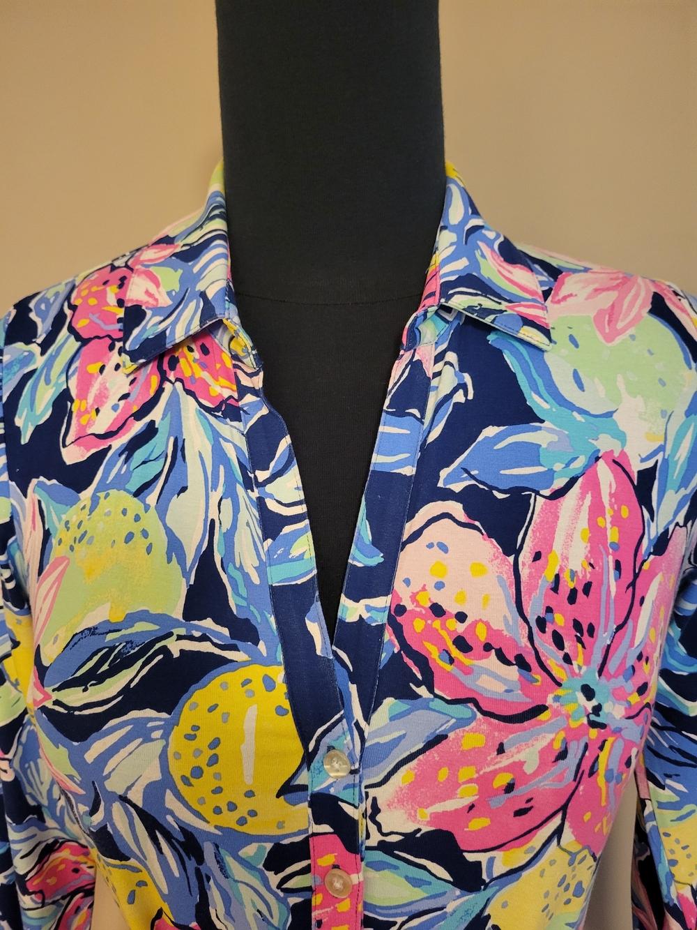 Lilly Pulitzer Floral Navy Knit Maxi Shirt Dress with Tie Waist - Picture 2 of 7